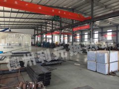 利元散熱器生產(chǎn)車(chē)間